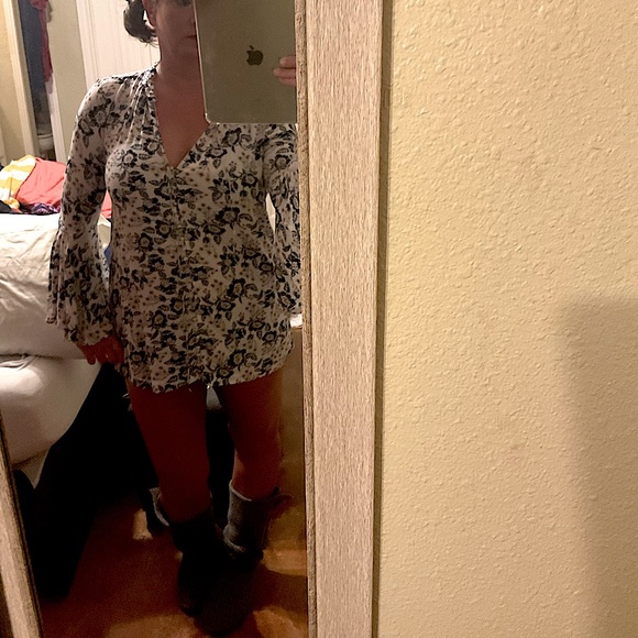 NEW LISTING ‼️FREE PEOPLE Tunic - Picture 8 of 16